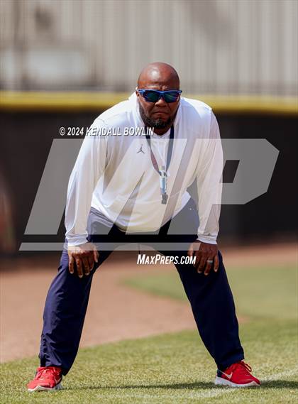 Thumbnail 2 in South Panola vs. Hancock (MHSAA 6A Final) photogallery.