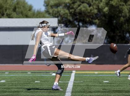 Thumbnail 1 in West @ Peninsula photogallery.