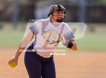 Thumbnail 1 in Effingham County vs Lassiter (GHSA 6A State Tournament) photogallery.