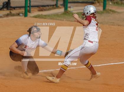 Thumbnail 2 in Effingham County vs Lassiter (GHSA 6A State Tournament) photogallery.