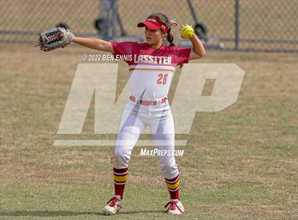 Thumbnail 3 in Effingham County vs Lassiter (GHSA 6A State Tournament) photogallery.