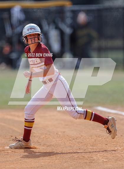Thumbnail 1 in Effingham County vs Lassiter (GHSA 6A State Tournament) photogallery.