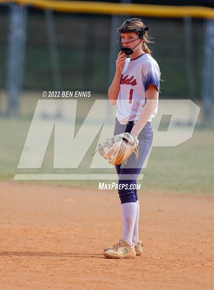 Thumbnail 3 in Effingham County vs Lassiter (GHSA 6A State Tournament) photogallery.