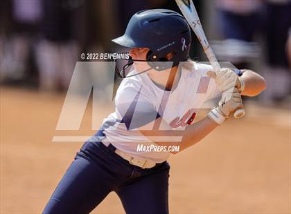 Thumbnail 1 in Effingham County vs Lassiter (GHSA 6A State Tournament) photogallery.