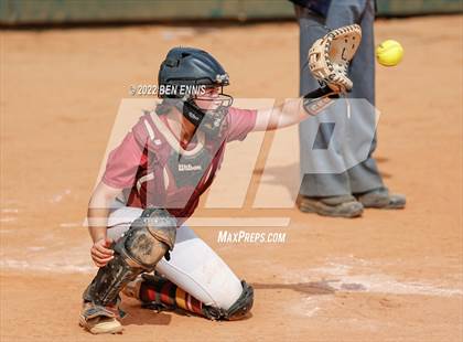 Thumbnail 2 in Effingham County vs Lassiter (GHSA 6A State Tournament) photogallery.