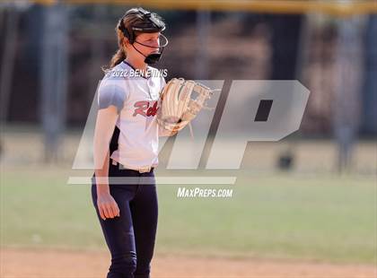 Thumbnail 3 in Effingham County vs Lassiter (GHSA 6A State Tournament) photogallery.