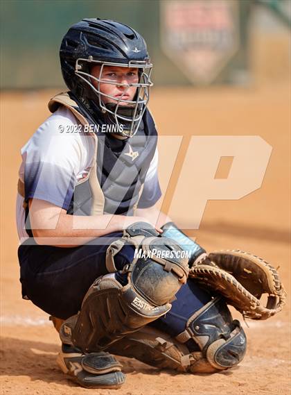 Thumbnail 1 in Effingham County vs Lassiter (GHSA 6A State Tournament) photogallery.