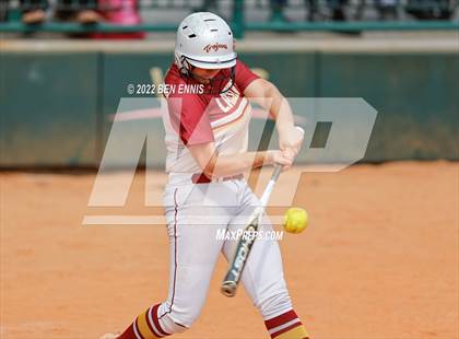Thumbnail 3 in Effingham County vs Lassiter (GHSA 6A State Tournament) photogallery.