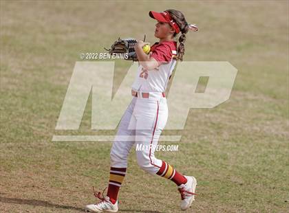 Thumbnail 3 in Effingham County vs Lassiter (GHSA 6A State Tournament) photogallery.