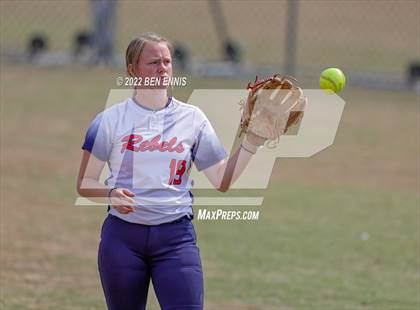 Thumbnail 3 in Effingham County vs Lassiter (GHSA 6A State Tournament) photogallery.