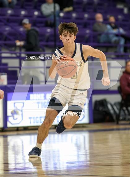 Thumbnail 3 in Perrin-Whitt vs. Whitesboro (Tornado Tip Off) photogallery.