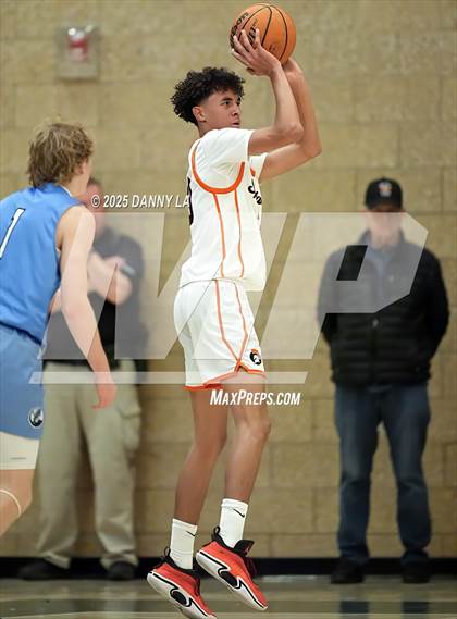 Thumbnail 3 in Murray vs. Layton photogallery.
