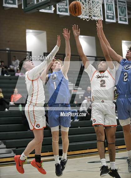 Thumbnail 2 in Murray vs. Layton photogallery.