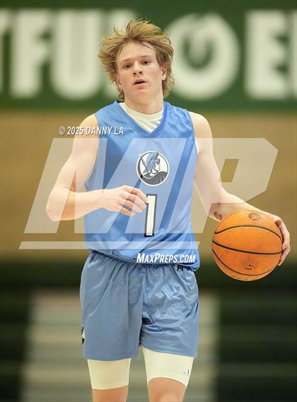 Thumbnail 1 in Murray vs. Layton photogallery.