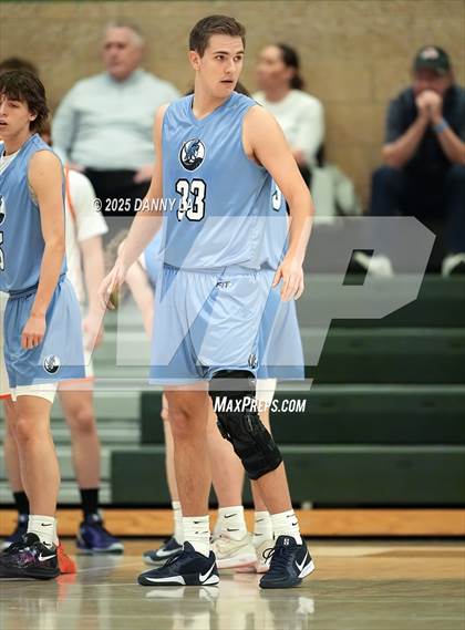 Thumbnail 2 in Murray vs. Layton photogallery.