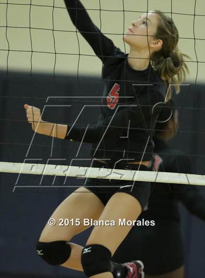 Thumbnail 3 in Strawberry Crest @ Durant photogallery.
