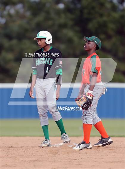 Thumbnail 2 in Bossier vs Lakeview (Stanley Tournament) photogallery.
