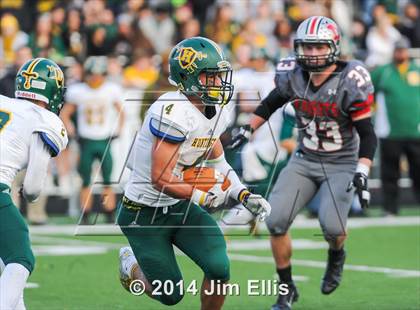 Thumbnail 1 in Huntington vs Cabell Midland   (VHSL Quarterfinal Playoff) photogallery.