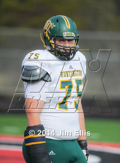 Thumbnail 2 in Huntington vs Cabell Midland   (VHSL Quarterfinal Playoff) photogallery.