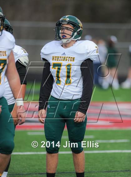 Thumbnail 3 in Huntington vs Cabell Midland   (VHSL Quarterfinal Playoff) photogallery.