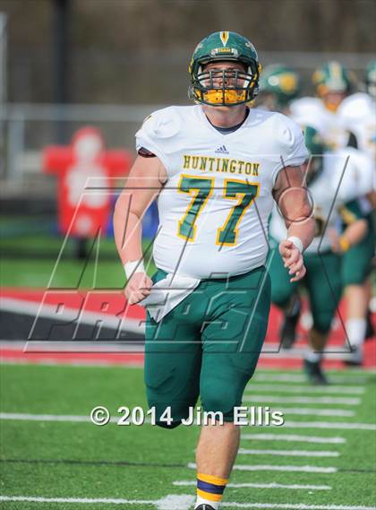 Thumbnail 3 in Huntington vs Cabell Midland   (VHSL Quarterfinal Playoff) photogallery.