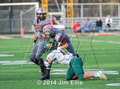 Thumbnail 3 in Huntington vs Cabell Midland   (VHSL Quarterfinal Playoff) photogallery.