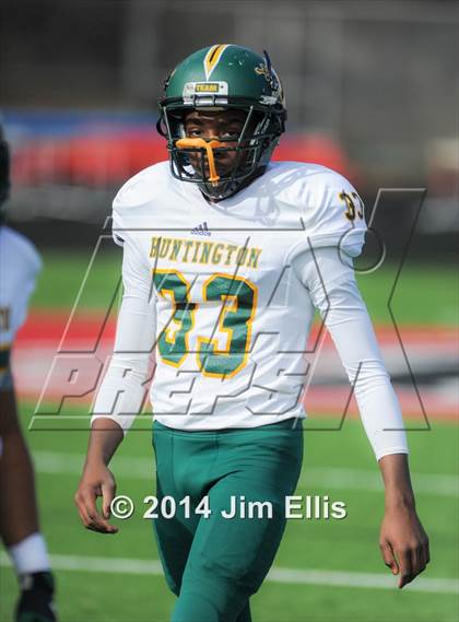 Thumbnail 2 in Huntington vs Cabell Midland   (VHSL Quarterfinal Playoff) photogallery.