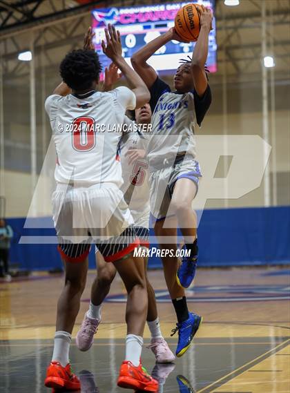 Thumbnail 2 in Charlotte Christian @ Providence Day photogallery.