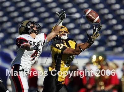 Thumbnail 3 in Santa Fe Christian vs. Mission Bay (SDS D4 Final) photogallery.