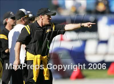 Thumbnail 1 in Santa Fe Christian vs. Mission Bay (SDS D4 Final) photogallery.