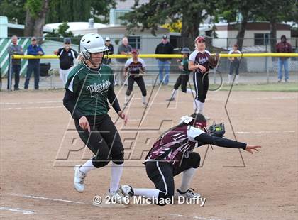 Thumbnail 3 in Independence vs. Tehachapi (CIF CS Semifinal) photogallery.