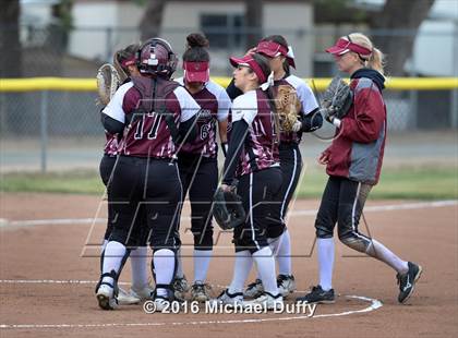 Thumbnail 1 in Independence vs. Tehachapi (CIF CS Semifinal) photogallery.