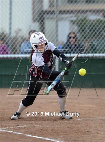 Thumbnail 1 in Independence vs. Tehachapi (CIF CS Semifinal) photogallery.