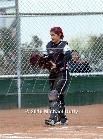 Thumbnail 1 in Independence vs. Tehachapi (CIF CS Semifinal) photogallery.