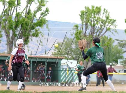 Thumbnail 2 in Independence vs. Tehachapi (CIF CS Semifinal) photogallery.