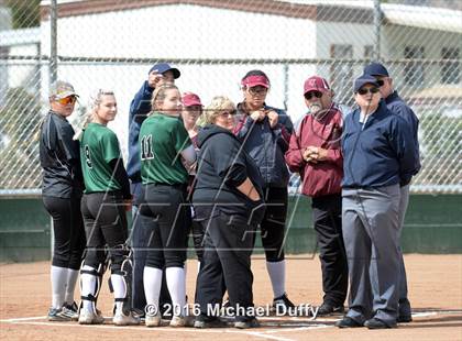 Thumbnail 2 in Independence vs. Tehachapi (CIF CS Semifinal) photogallery.