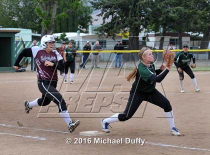 Thumbnail 3 in Independence vs. Tehachapi (CIF CS Semifinal) photogallery.