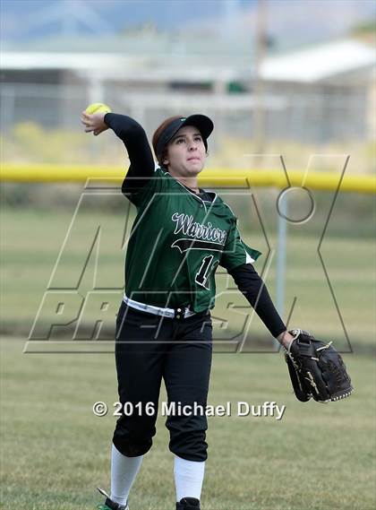 Thumbnail 3 in Independence vs. Tehachapi (CIF CS Semifinal) photogallery.