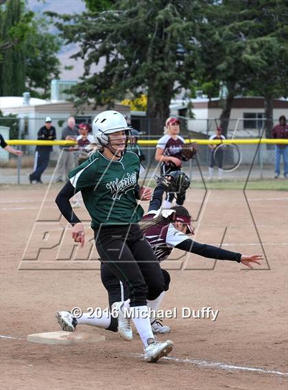 Thumbnail 1 in Independence vs. Tehachapi (CIF CS Semifinal) photogallery.