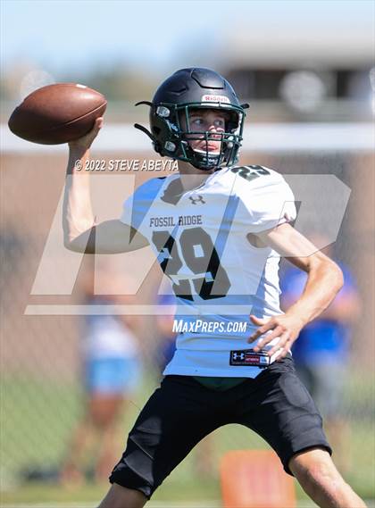 Thumbnail 1 in Fossil Ridge @ Grandview photogallery.