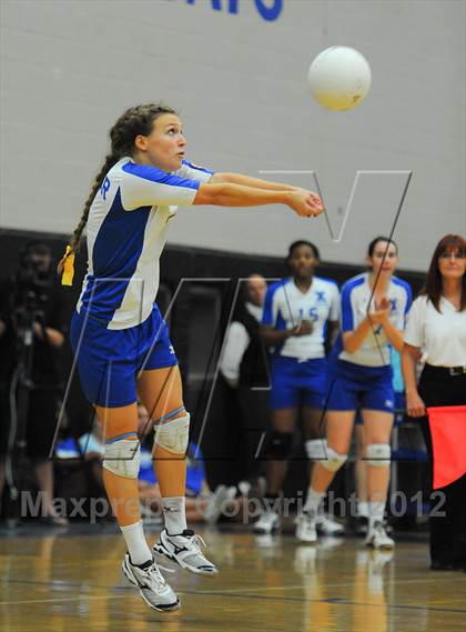 Thumbnail 3 in Horizon vs. Xavier College Prep (AIA D1 Final) photogallery.