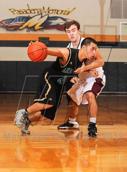 Thumbnail 2 in Cinco Ranch vs Pasadena Memorial (McDonald's Texas Invitational) photogallery.