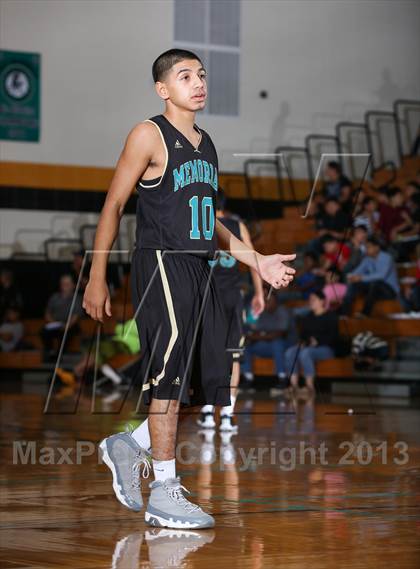 Thumbnail 2 in Cinco Ranch vs Pasadena Memorial (McDonald's Texas Invitational) photogallery.