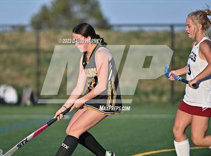 Thumbnail 1 in Arapahoe vs Dakota Ridge (JV) photogallery.