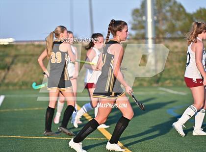 Thumbnail 1 in Arapahoe vs Dakota Ridge (JV) photogallery.