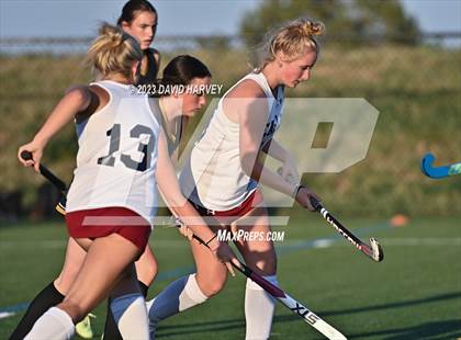 Thumbnail 2 in Arapahoe vs Dakota Ridge (JV) photogallery.