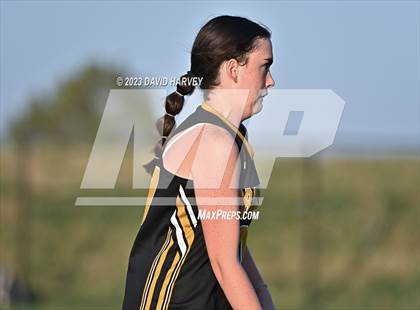 Thumbnail 2 in Arapahoe vs Dakota Ridge (JV) photogallery.