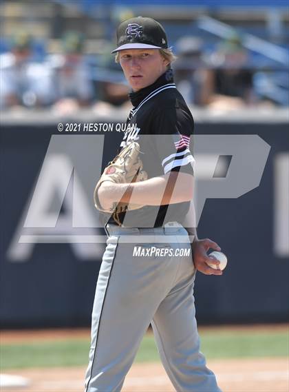 Thumbnail 1 in Royal vs. Rancho Cucamonga (CIF-SS D4 Final) photogallery.