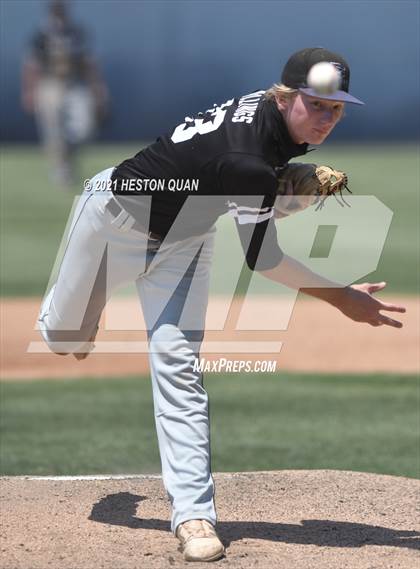 Thumbnail 1 in Royal vs. Rancho Cucamonga (CIF-SS D4 Final) photogallery.