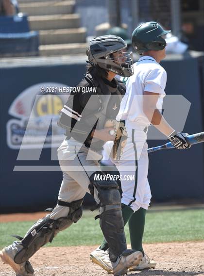 Thumbnail 2 in Royal vs. Rancho Cucamonga (CIF-SS D4 Final) photogallery.